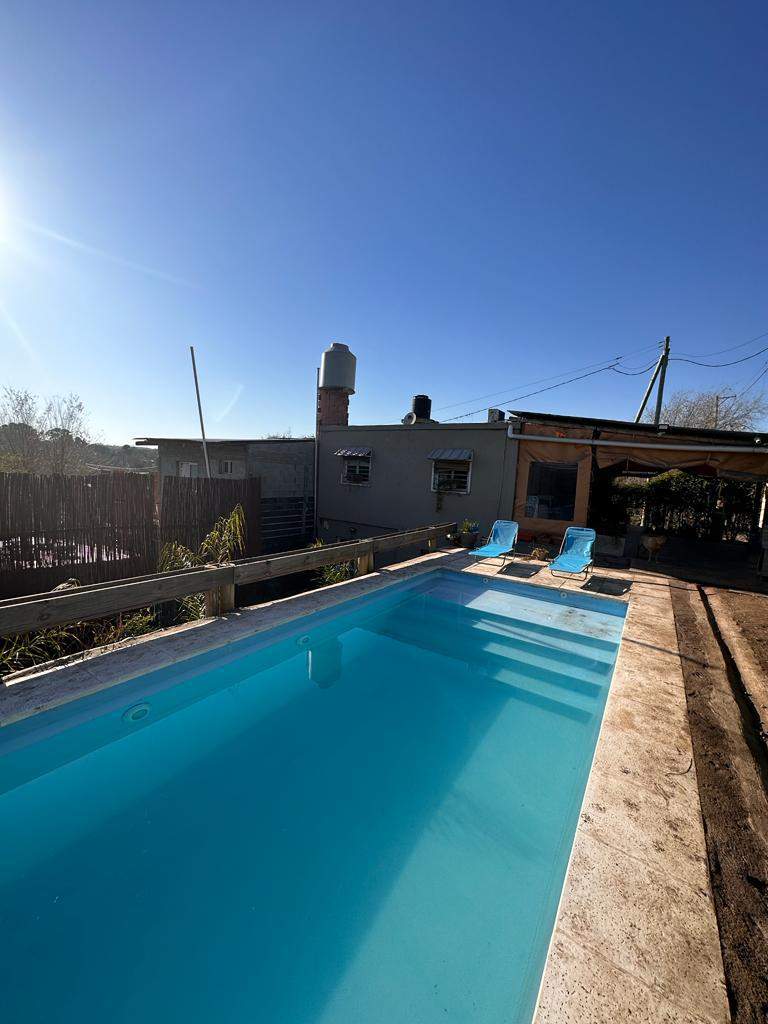 CASA EN VENTA- MENDIOLAZA- B° LOS CIGARRALES