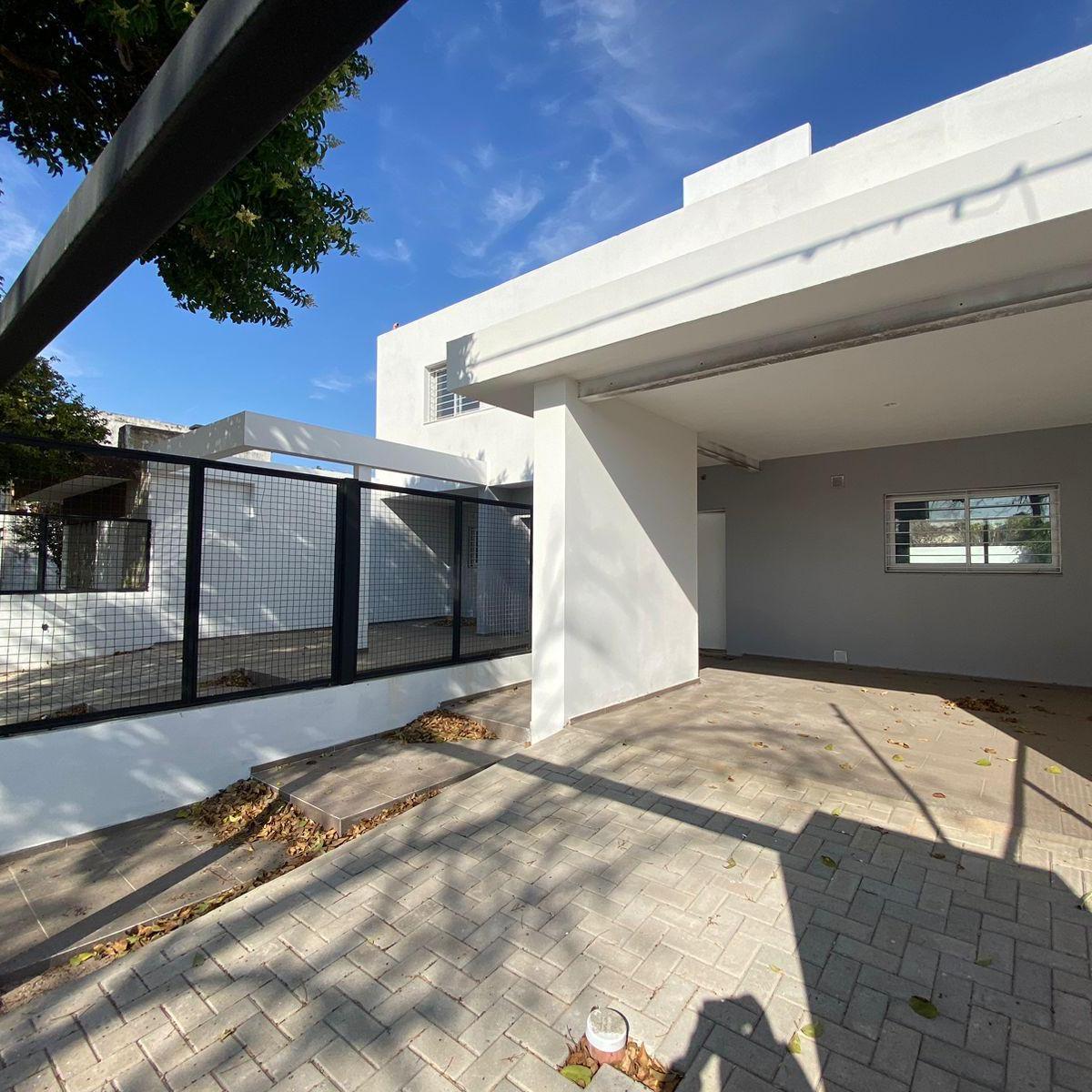 VENTA DÚPLEX 2 DORM 2 BAÑOS ASADOR Y COCHERA - MTS CBA SHOPPING