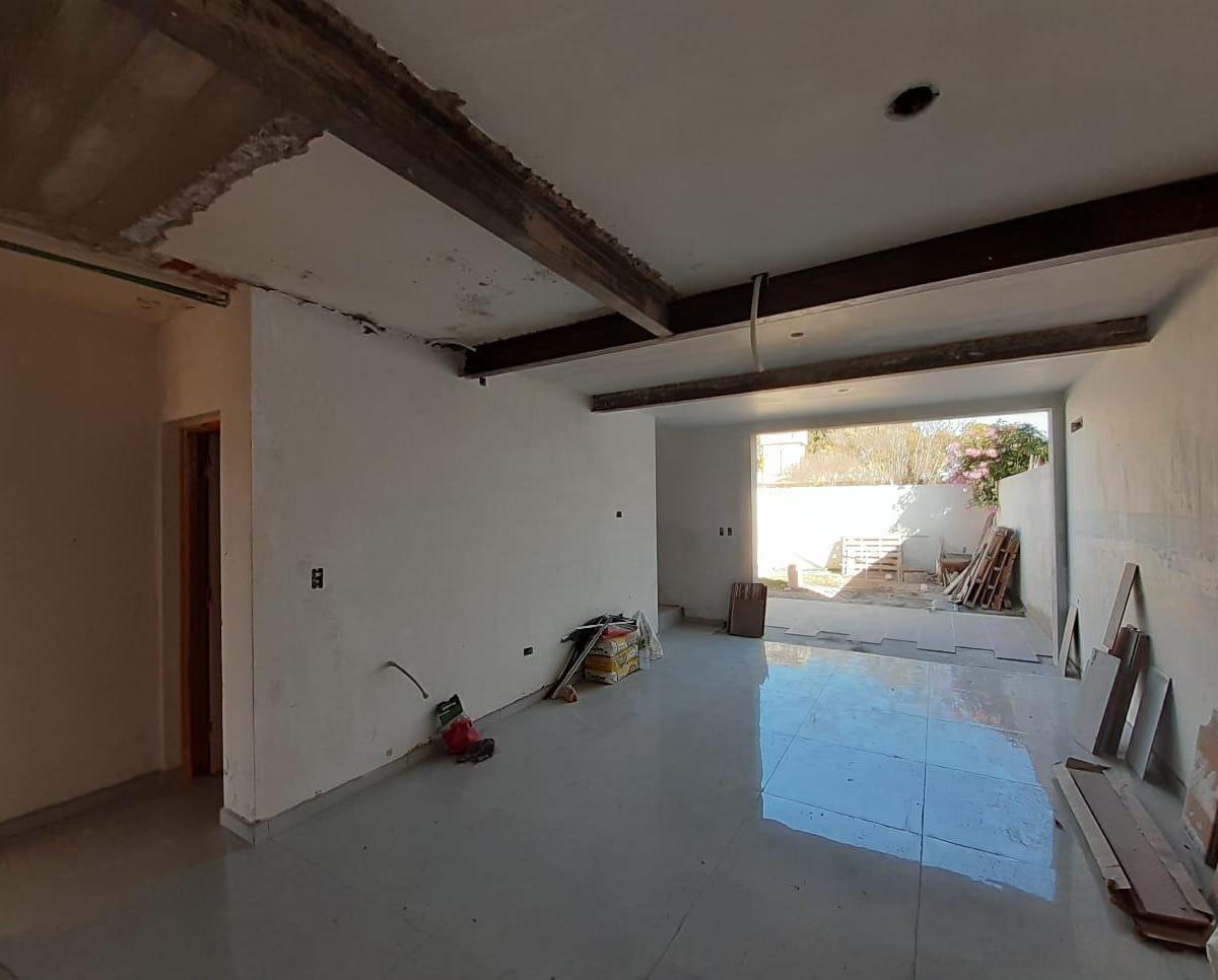 VENTA DÚPLEX 2 DORM 2 BAÑOS ASADOR Y COCHERA - MTS CBA SHOPPING