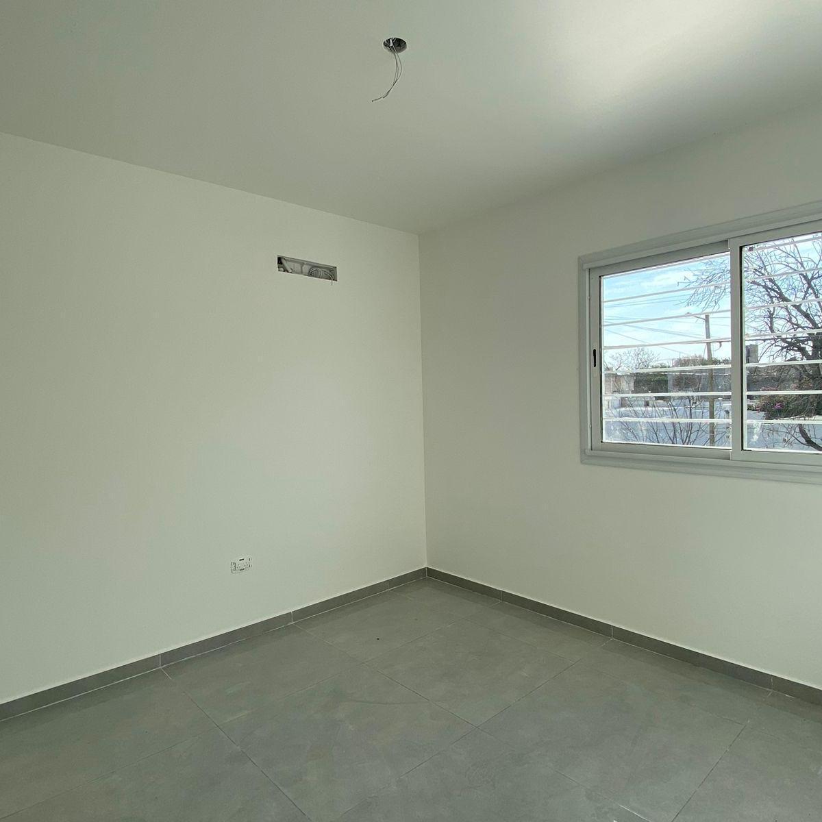 VENTA DÚPLEX 2 DORM 2 BAÑOS ASADOR Y COCHERA - MTS CBA SHOPPING