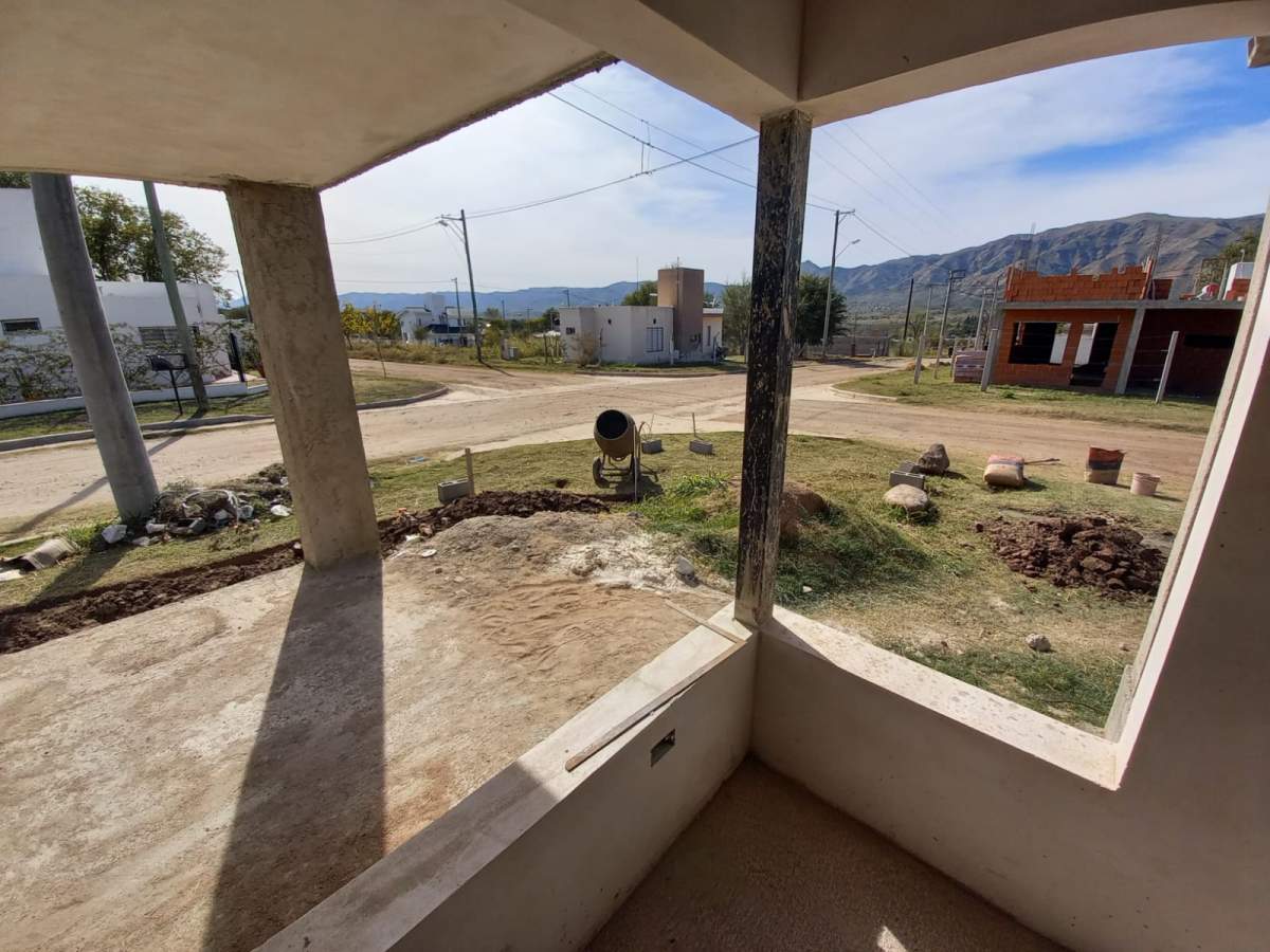 CASA ESQUINA A ESTRENAR!!! SANTA MARIA DE PUNILLA - VILLA BUSTOS - CORDOBA