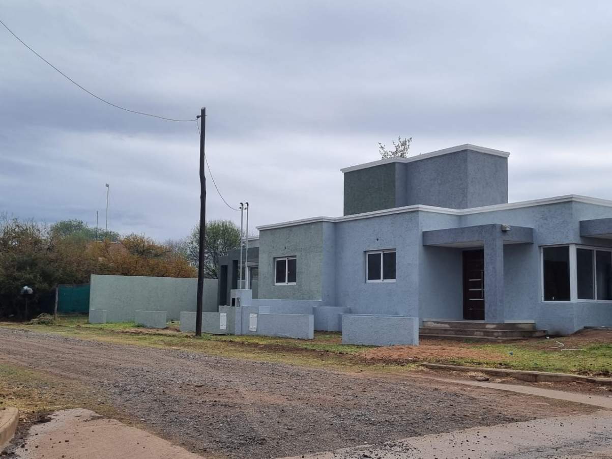 CASA ESQUINA A ESTRENAR!!! SANTA MARIA DE PUNILLA - VILLA BUSTOS - CORDOBA