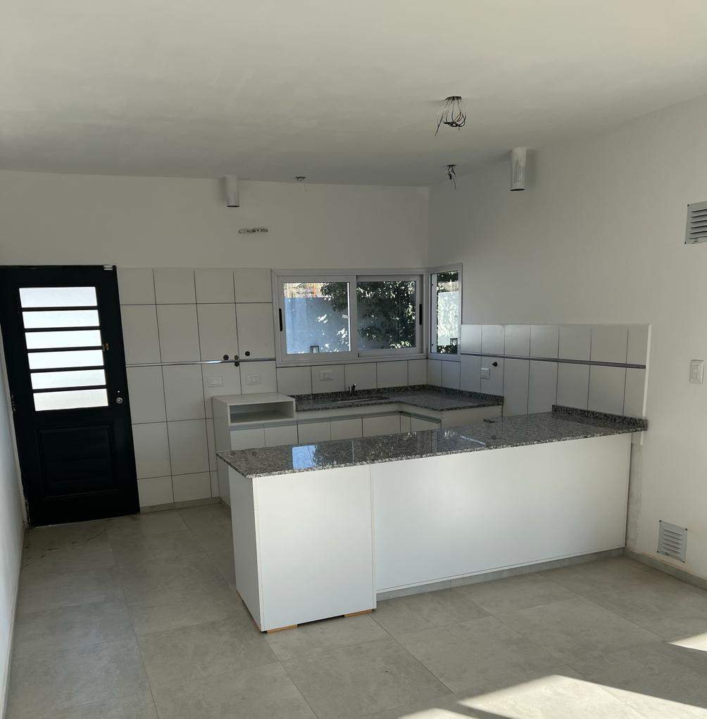 CASA ESQUINA A ESTRENAR!!! SANTA MARIA DE PUNILLA - VILLA BUSTOS - CORDOBA