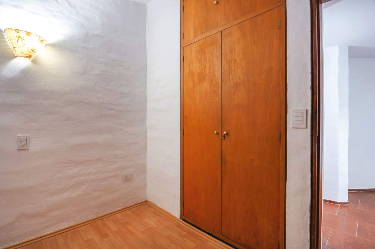 VENTA CASA 3 DOR. C- PILETA. B° CERRO DE LAS ROSAS