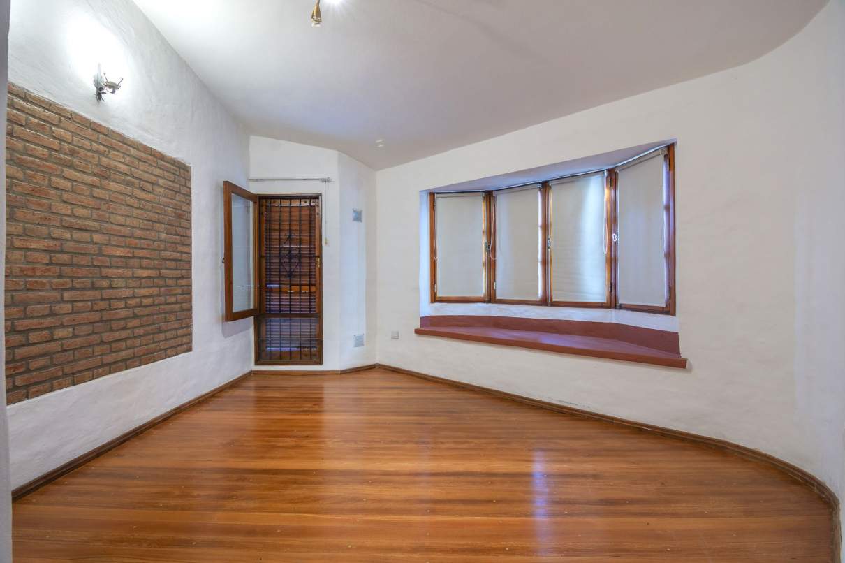 VENTA CASA 3 DOR. C- PILETA. B° CERRO DE LAS ROSAS