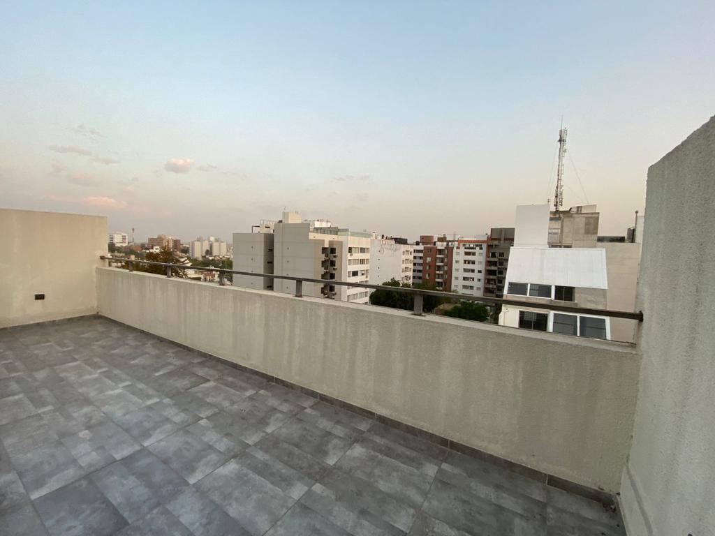 VENTA DEPARTAMENTO 1 DORM C-PILETA Y ASADORES EN TERRAZA