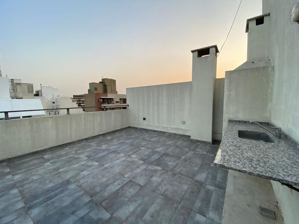 VENTA DEPARTAMENTO 1 DORM C-PILETA Y ASADORES EN TERRAZA
