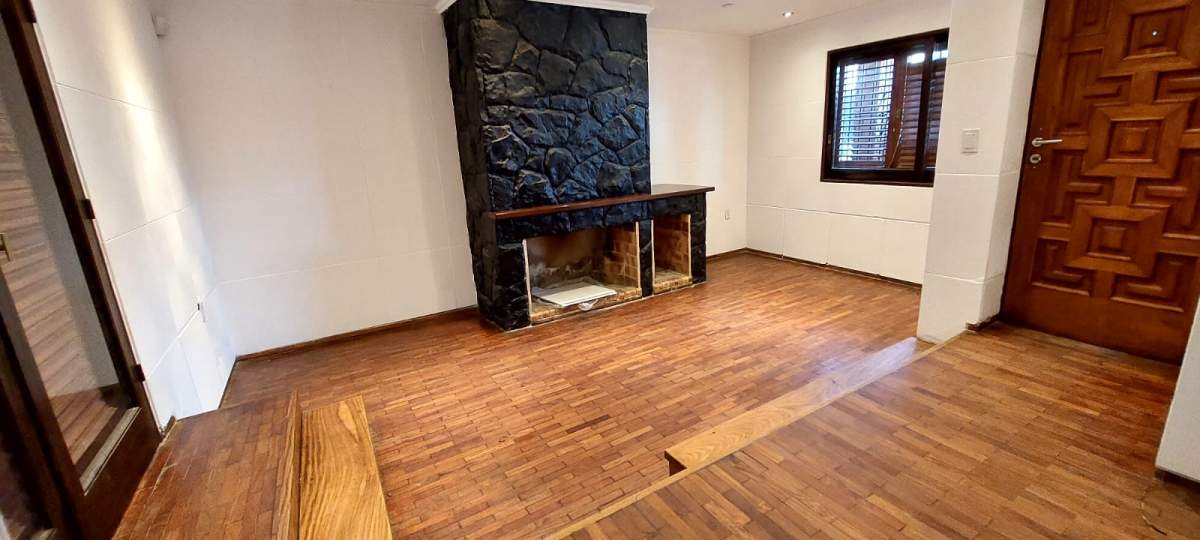 Granja de Funes Casa 3 dormt.