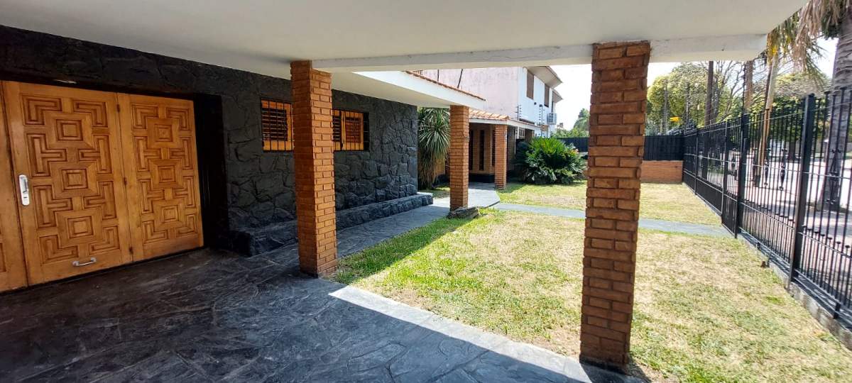 Granja de Funes Casa 3 dormt.