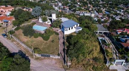VENDE Amplio LOTE con construcción confitería, VISTA PANORÁMICA ideal INVERSOR