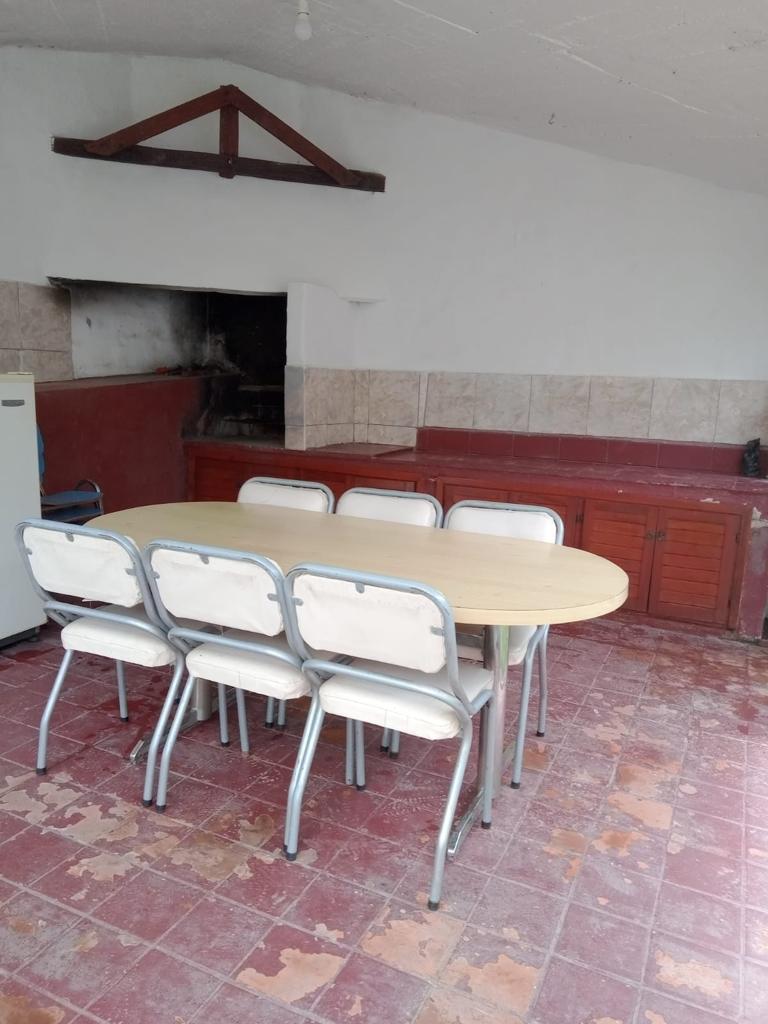 SE VENDE CASA CENTRICA EN VILLA CARLOS PAZ