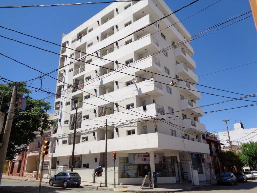 ¡¡Excelente Oportunidad!! - B° San Martín - Departamento Externo de 1 Dormitorio Amplio y Luminoso c