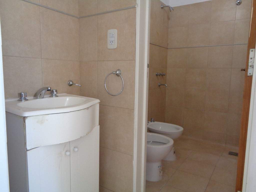 ¡¡Excelente Oportunidad!! - B° San Martín - Departamento Externo de 1 Dormitorio Amplio y Luminoso c