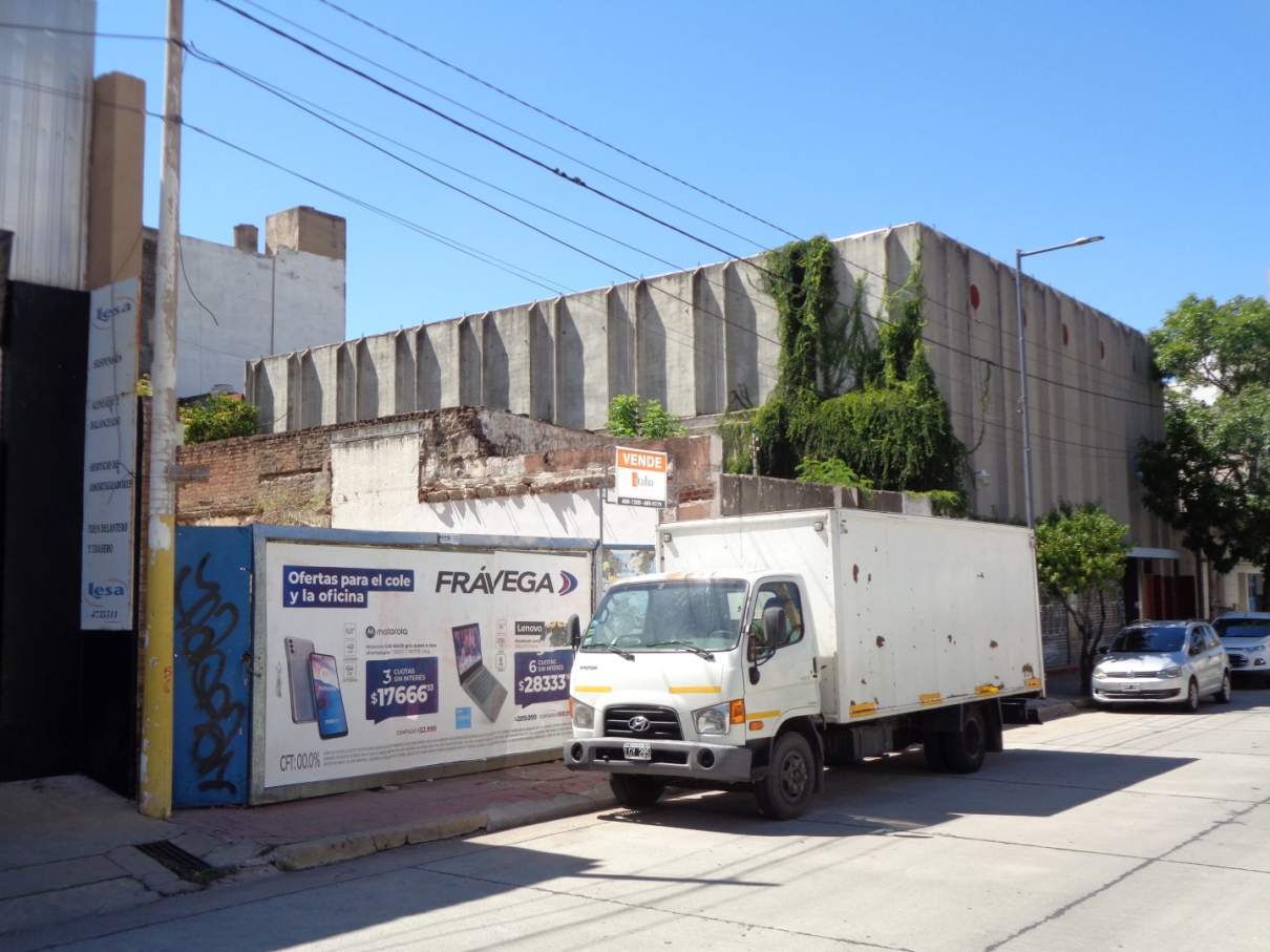 ¡¡Excelente Oportunidad!! - Terreno de 244,40 m2, Listo para Construir, con Posesión y Escritura Inm