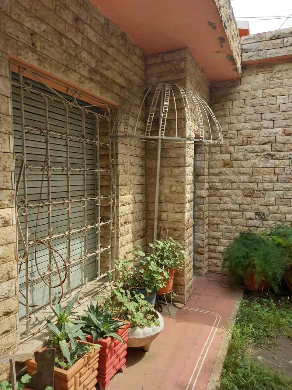 Bº ALTA CÓRDOBA - CASA 2 D   DPTO 1 D - TERR 250 MTS