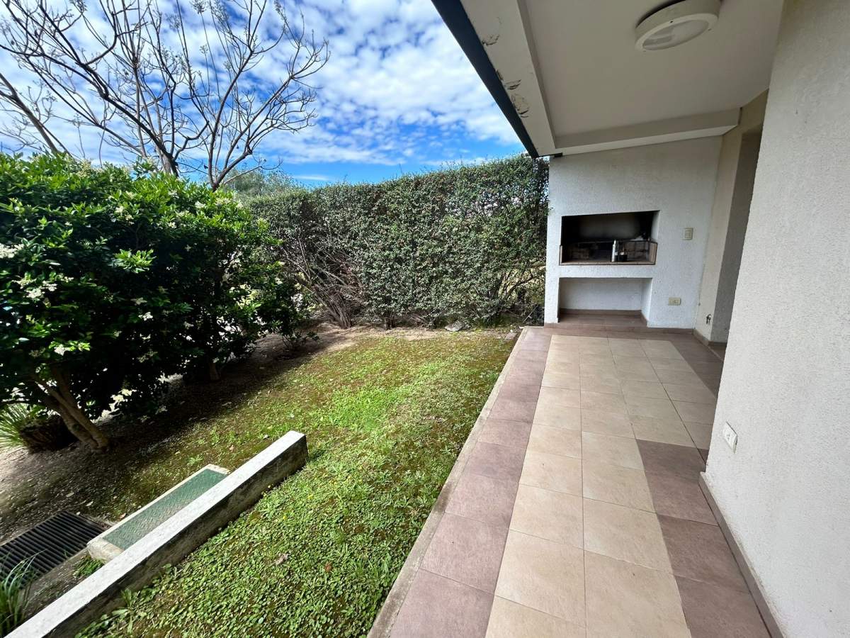 Departamento mas cochera en Casonas del Sur Cordoba