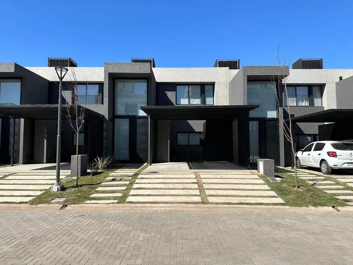 Casas en Venta en CUÑATAÍ Belgrano | Housing Villa Belgrano