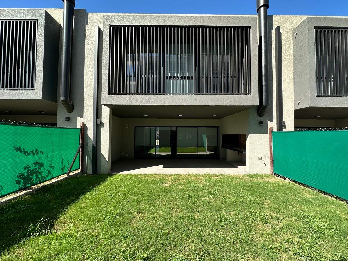 Casas en Venta en CUÑATAÍ Belgrano | Housing Villa Belgrano