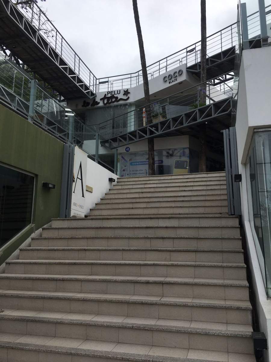 LOCAL en VENTA- PASEO ATRIO- VILLA ALLENDE