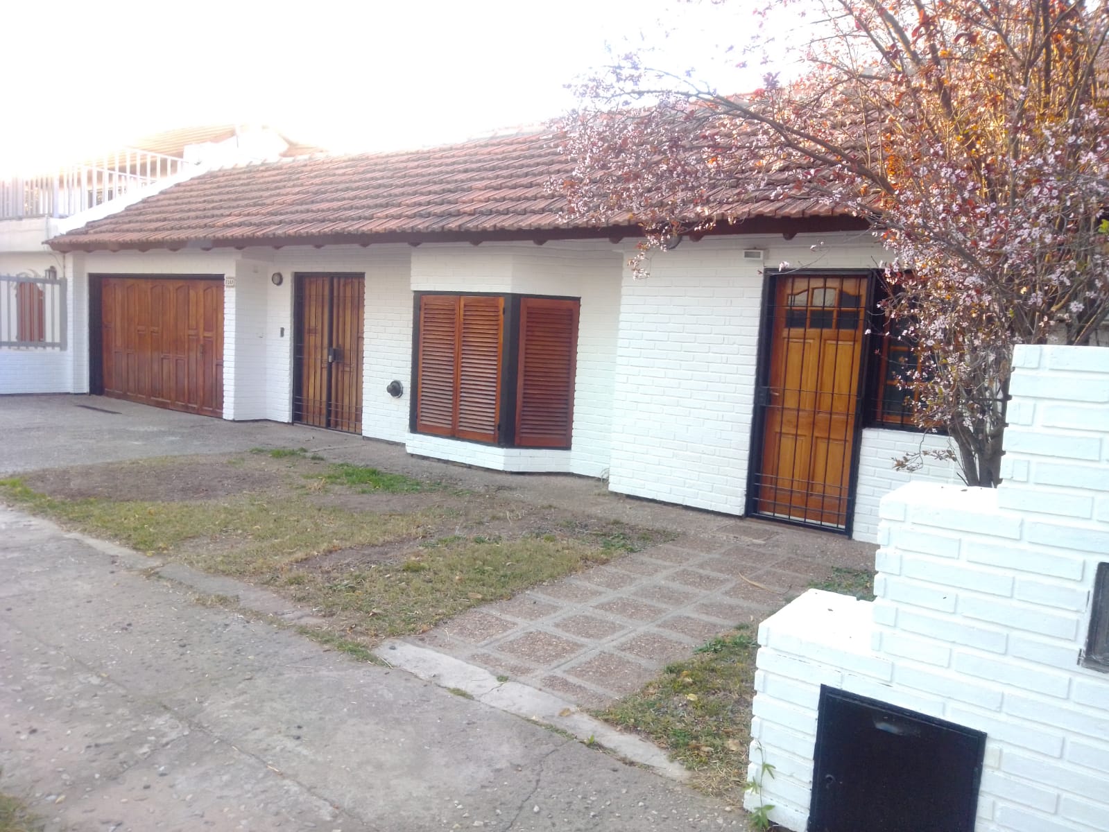 Villa Belgrano 4 dorm 3 baños Pileta Esctirura excelente entorno