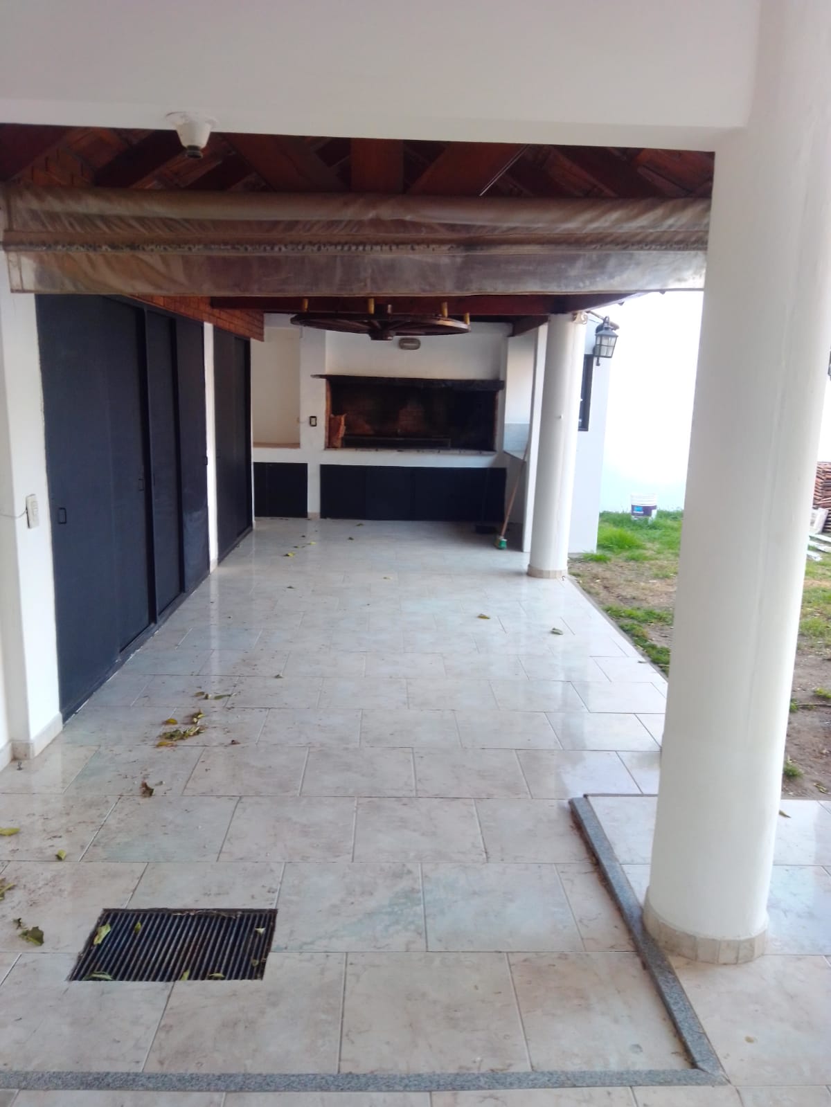 Villa Belgrano 4 dorm 3 baños Pileta Esctirura excelente entorno