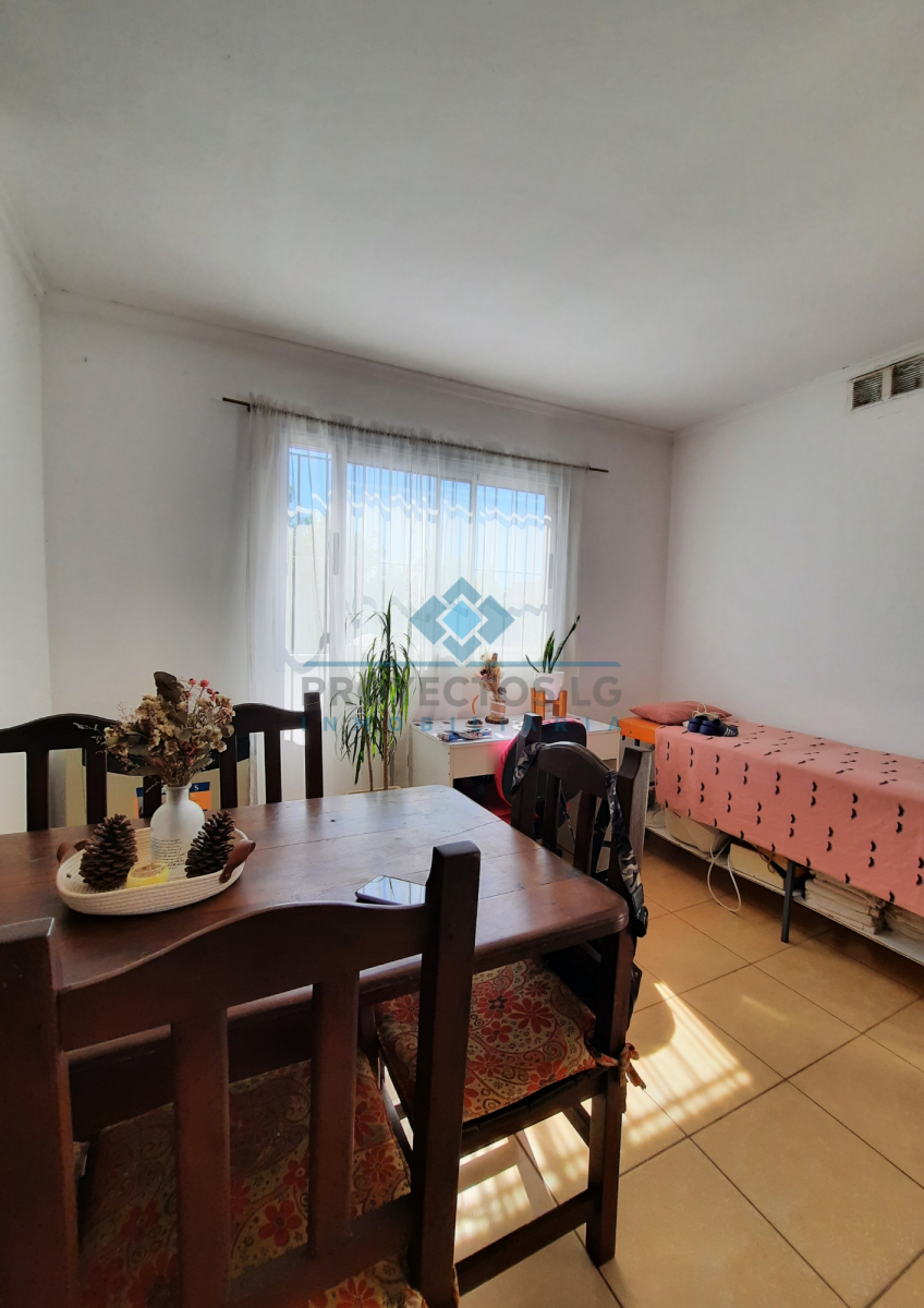 VENTA-COMPLEJO DE 3 DEPTOS Y 2 LOCALES-JESÚS MARÍA