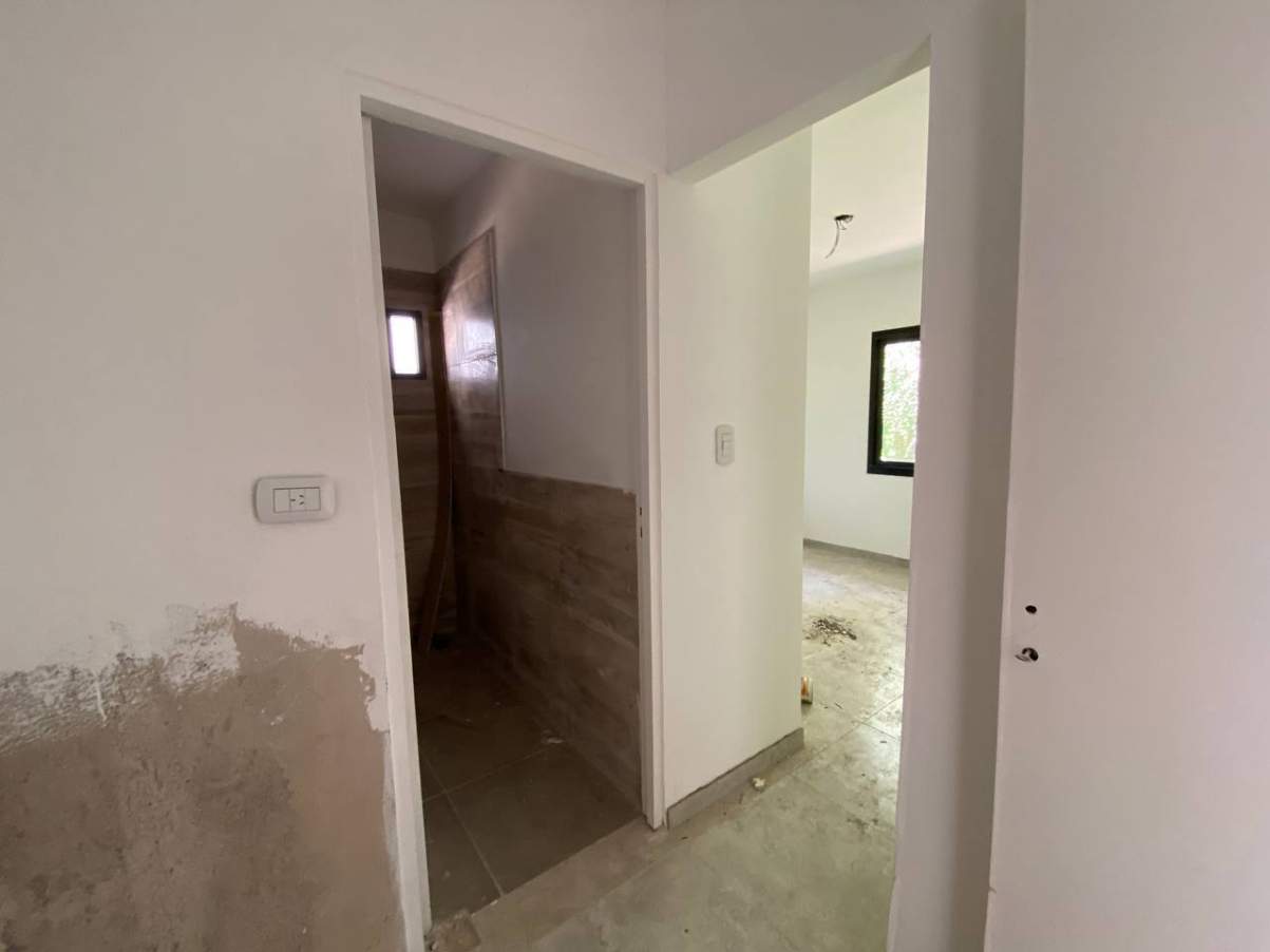 VENTA DUPLEX EN HOUSING ZONA NORTE 3 DORM Y 2 BÑOS