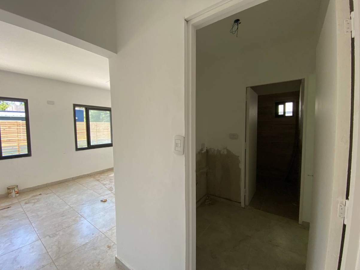 VENTA DUPLEX EN HOUSING ZONA NORTE 3 DORM Y 2 BÑOS