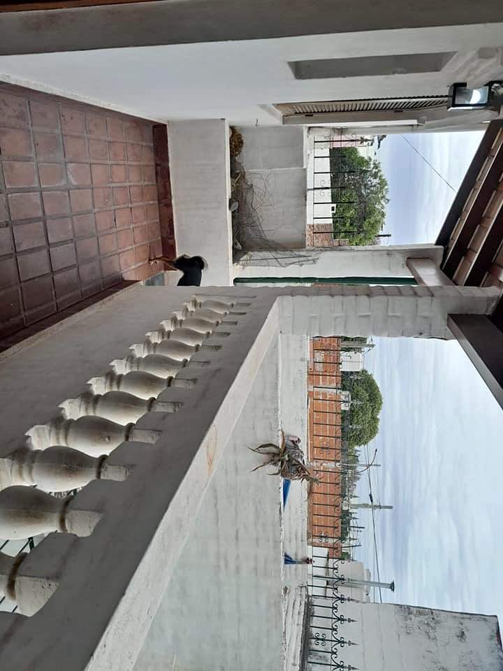 Hermosa Casa en Barrio Colon