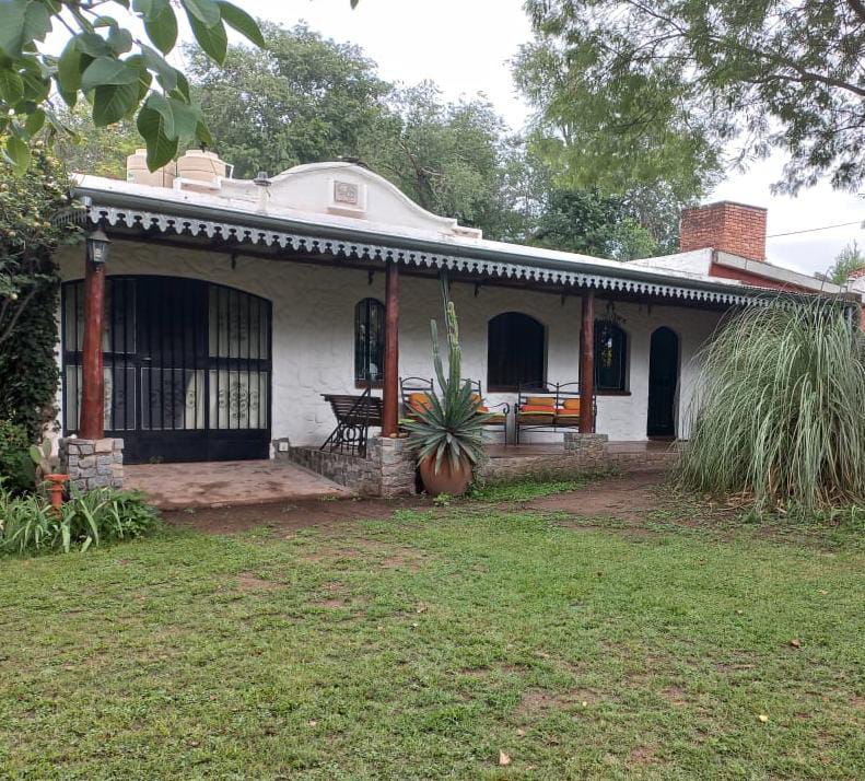 Casa en Venta Cosquín - 3 Dormitorios - APPTO CRÉDITO BANCOR - Excelente estado!!