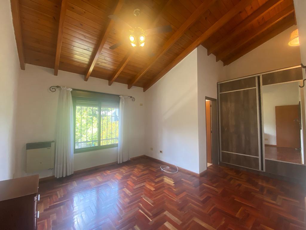 GRAN OPORTUNIDAD - VENTA CASA 4 DORMITORIOS   PISCINA - COMPLEJO CERRADO VILLA BELGRANO