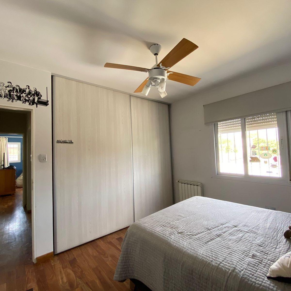 VENTA CASA 4 DORMITORIOS   ESCRITORIO EN LA MEJOR ZONA DE VILLA BELGRANO