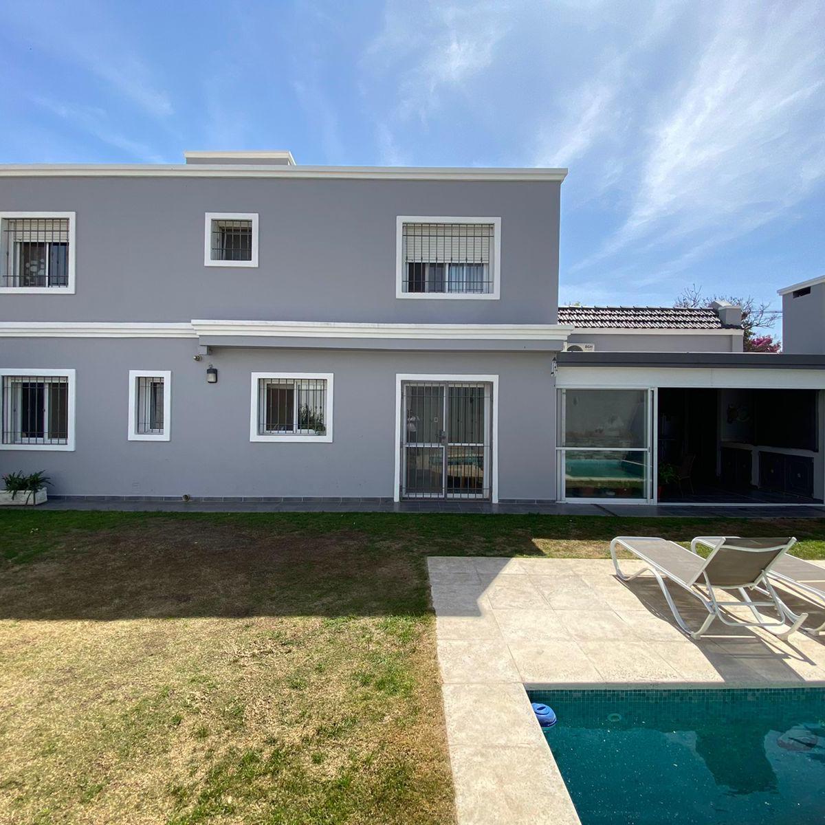 VENTA CASA 4 DORMITORIOS   ESCRITORIO EN LA MEJOR ZONA DE VILLA BELGRANO