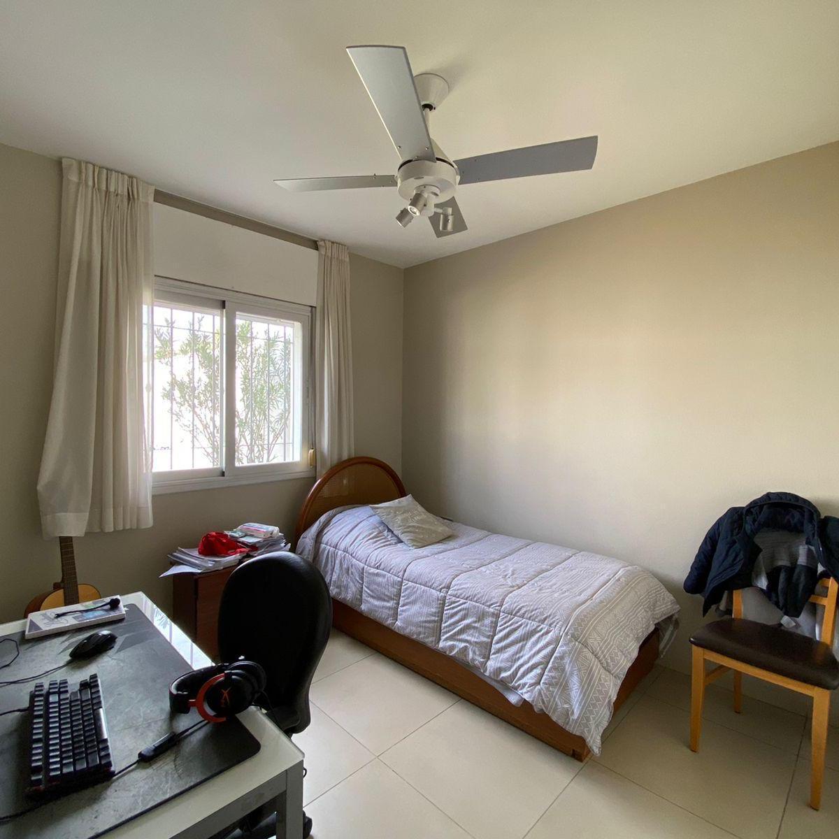 VENTA CASA 4 DORMITORIOS   ESCRITORIO EN LA MEJOR ZONA DE VILLA BELGRANO