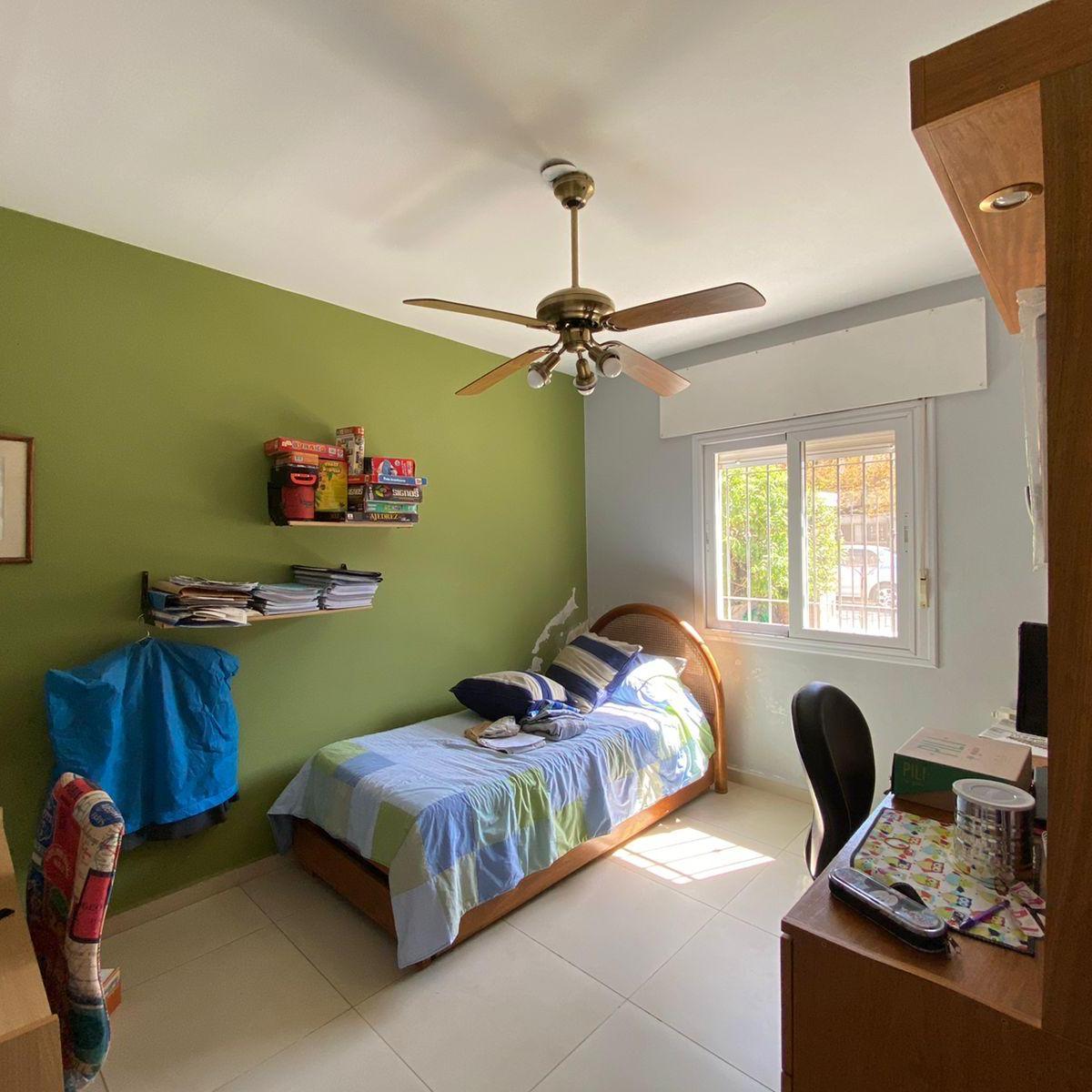 VENTA CASA 4 DORMITORIOS   ESCRITORIO EN LA MEJOR ZONA DE VILLA BELGRANO