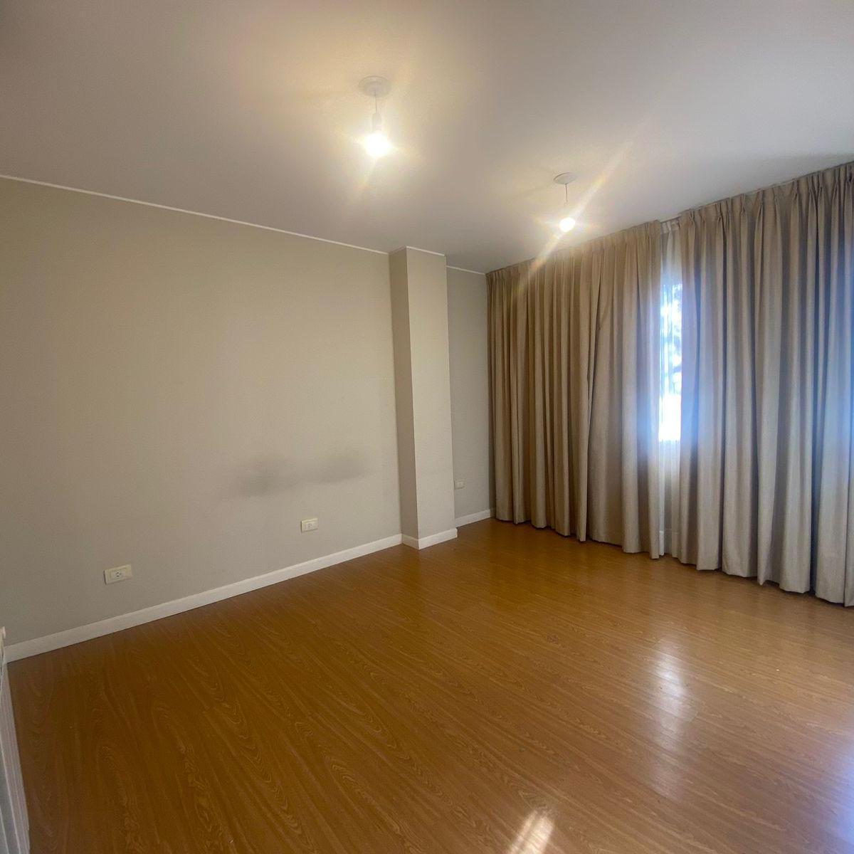 VENTA DÚPLEX 4 DORM (1 EN P.B) HOUSING MTS LA SALLE Y RECTA MARTINOLLI