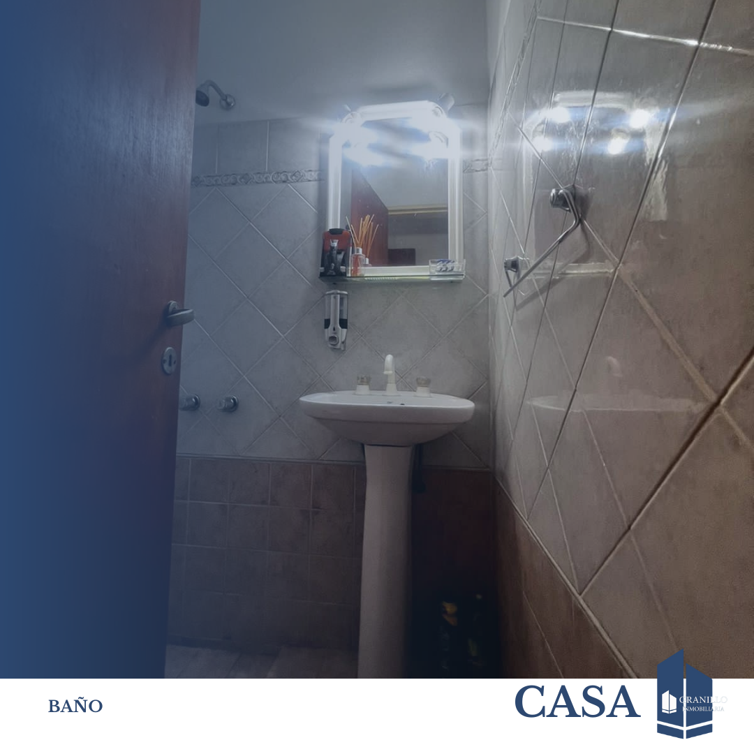 SE VENDE CASA Y DEPARTAMENTO EN CÓRDOBA