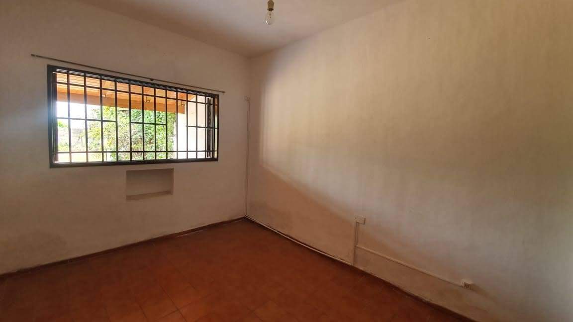 CASA EN VENTA BARRIO JARDÍN! IDEAL INVERSOR 360 METROS CUADRADOS
