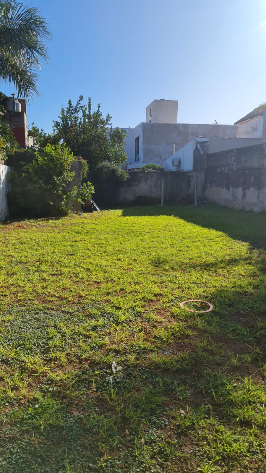 CASA EN VENTA BARRIO JARDÍN! IDEAL INVERSOR 360 METROS CUADRADOS