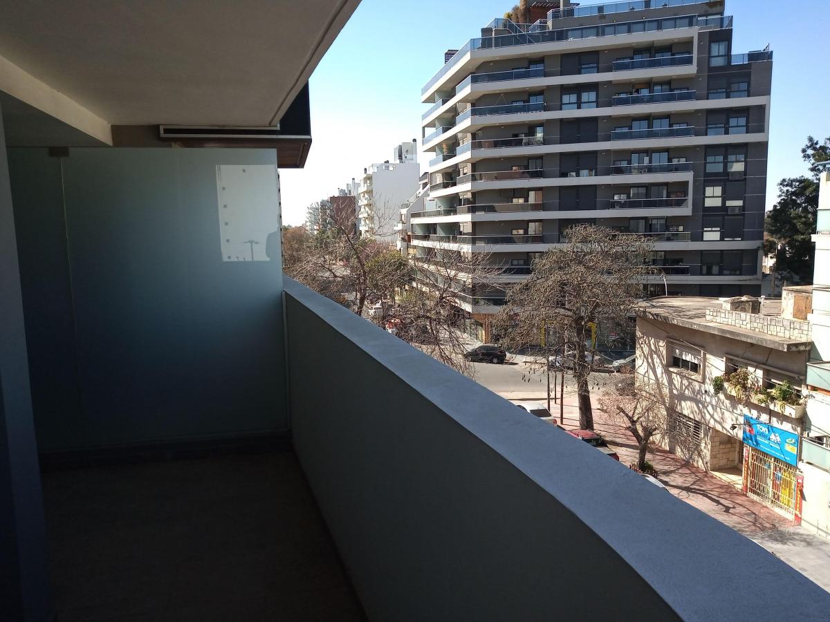 Calidad Premium en General Paz!! 2 dormitorios!