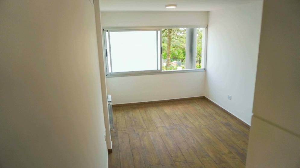 CAROLINA VILLAGE HOUSING CON SEGURIDAD !!!