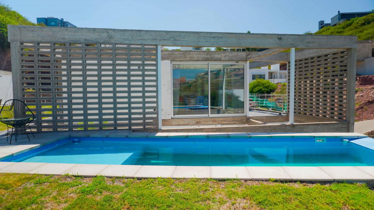 LA CUESTA 3 DORM Y PILETA