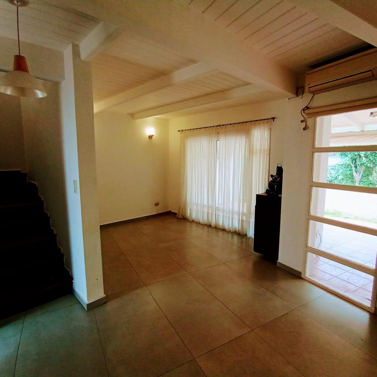 DUPLEX DE 2 DORMITORIOS -VALLE ESCONDIDO