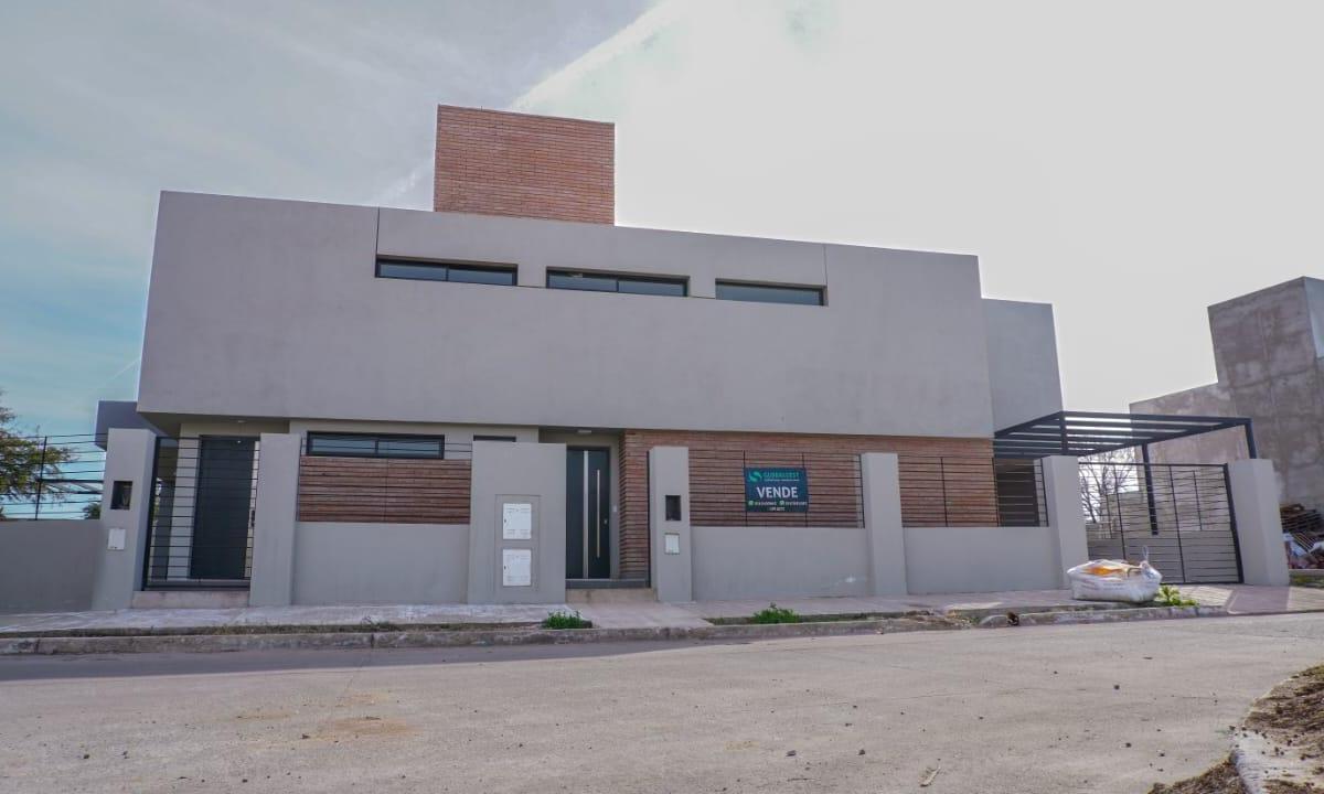 Costas de Manantiales - Duplex de 3 dormitorios