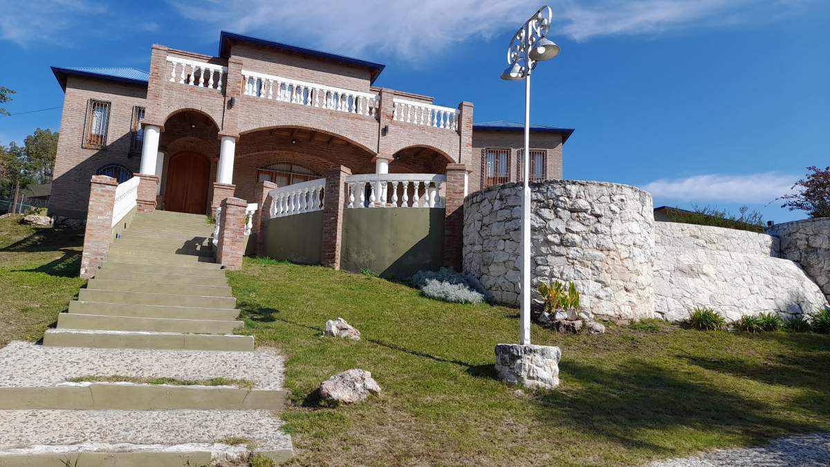 VILLA DEL LAGO EXCLUSIVA PROPIEDAD