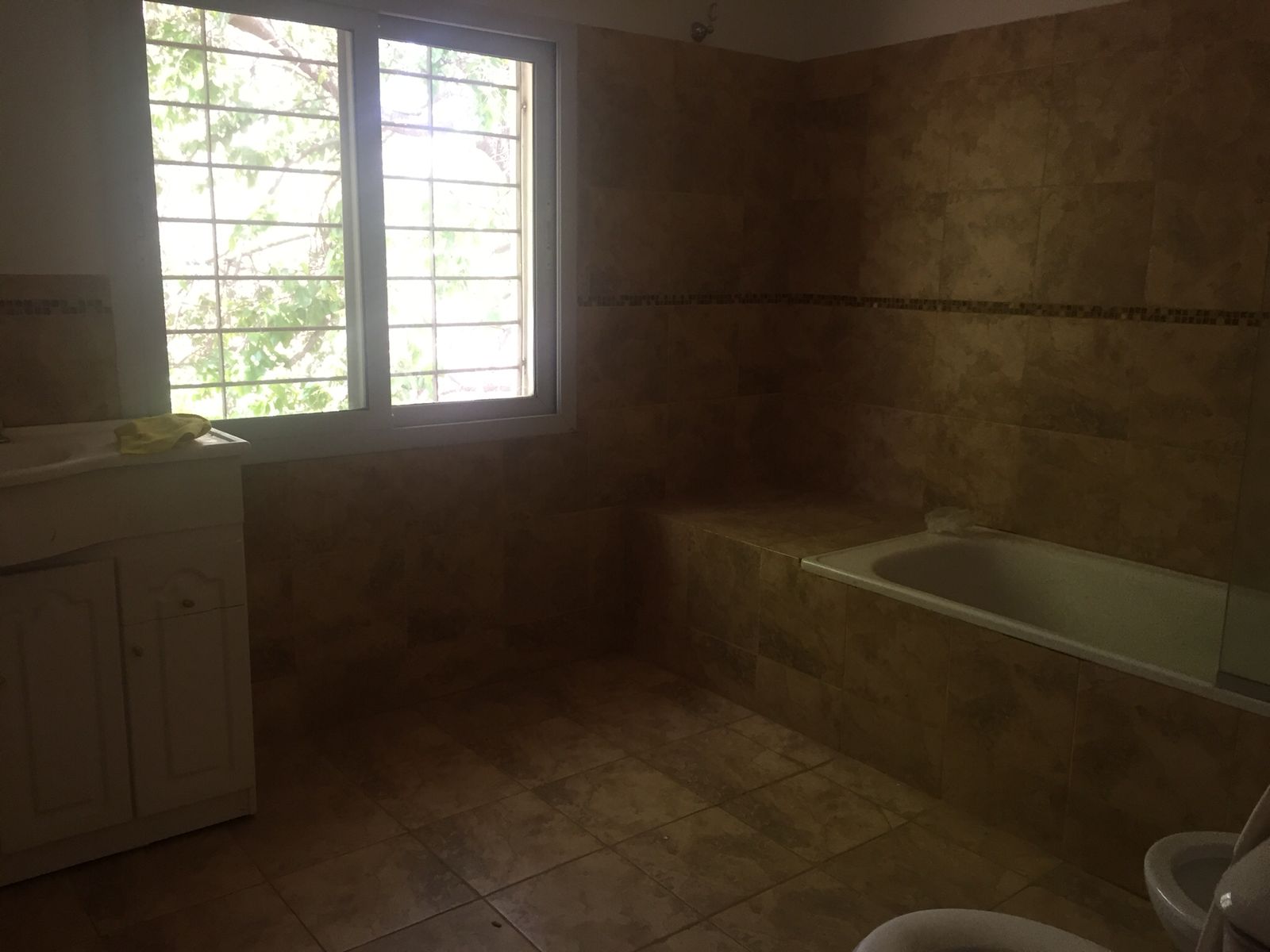 VENTA CASA 3 DORMITORIOS  UNQUILLO