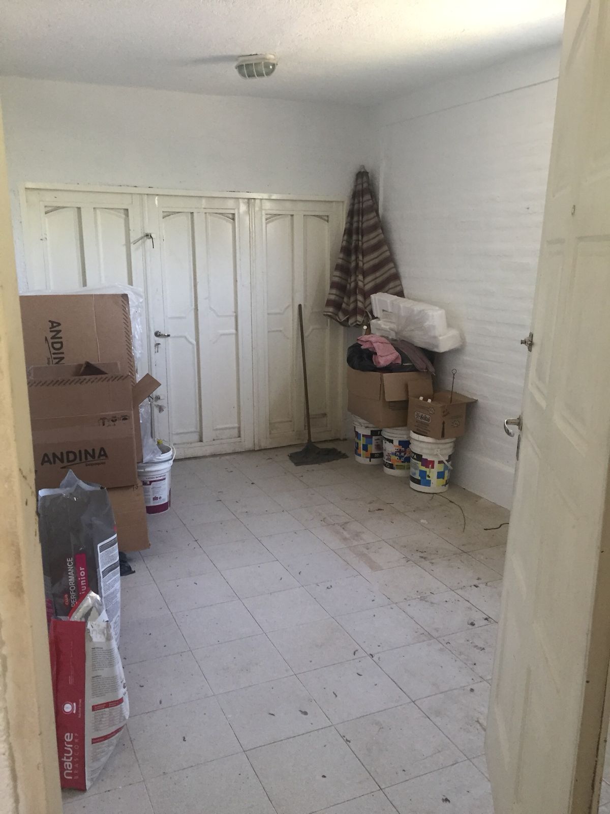 VENTA CASA 3 DORMITORIOS  UNQUILLO