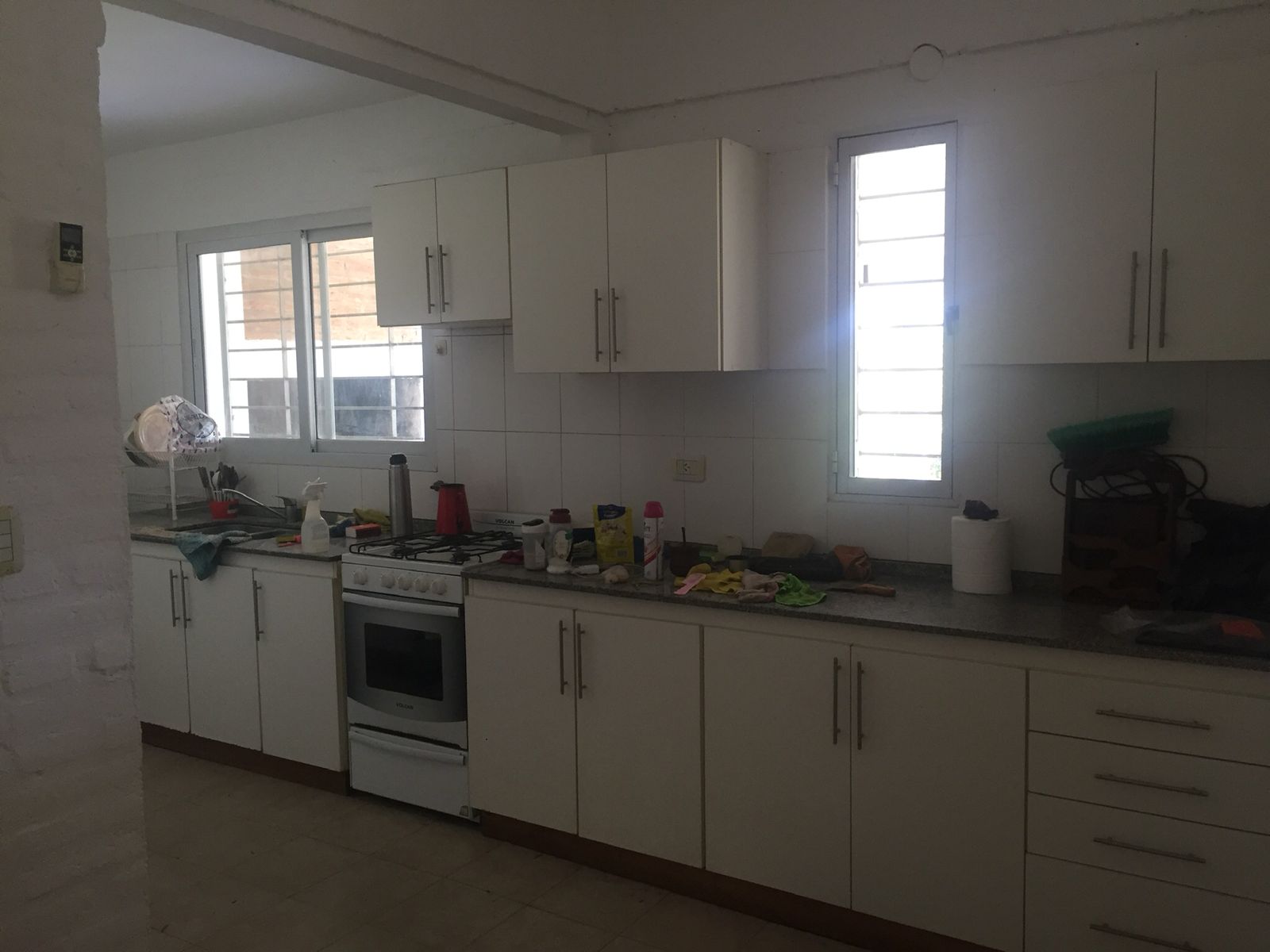 VENTA CASA 3 DORMITORIOS  UNQUILLO